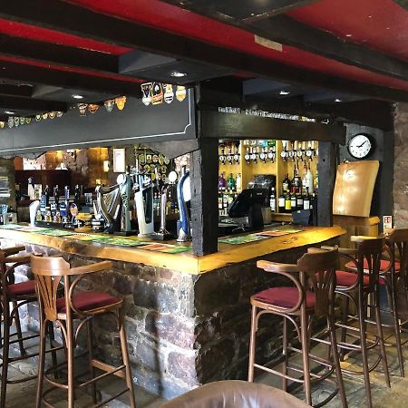 Butchers Arms 콜퍼드 외부 사진